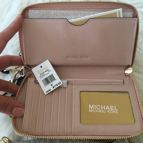 Last1✨Michael Kors jet set Large flat phone wallet - Picture 8 of 8